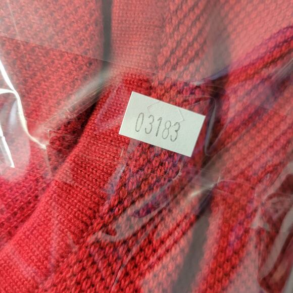 Vintage St. Croix Knits Sweater Mens Medium Red V-neck Textured Long Sleeves - Picture 12 of 12